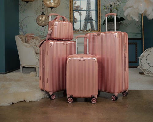 How To Choose The Material Of The Suitcase?